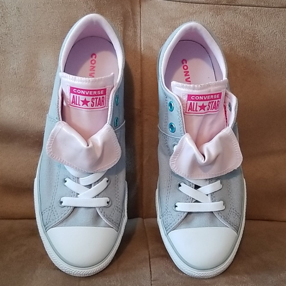 Gray/Pink Converse
